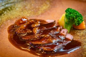 roasted duck fruit sauce