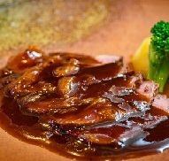 조금 Dinner 미니 코스 (12 월 1 일부터 12 월 22 일까지) (예약 필요)