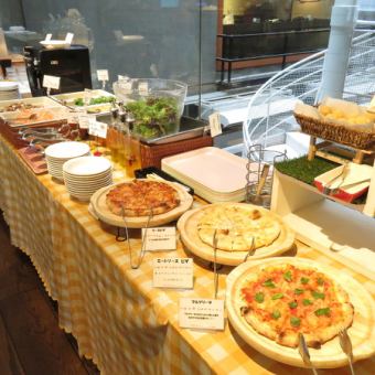 【お好きなメニューにビュッフェ付き★】Lunch set buffet　350円＋１品(税込)～