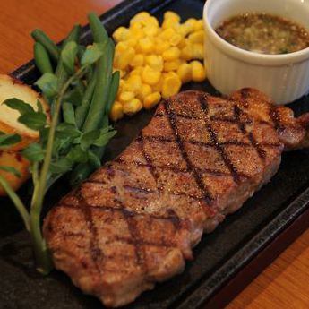 "Domestic Sirloin Course" 5 dishes total 5,200 yen