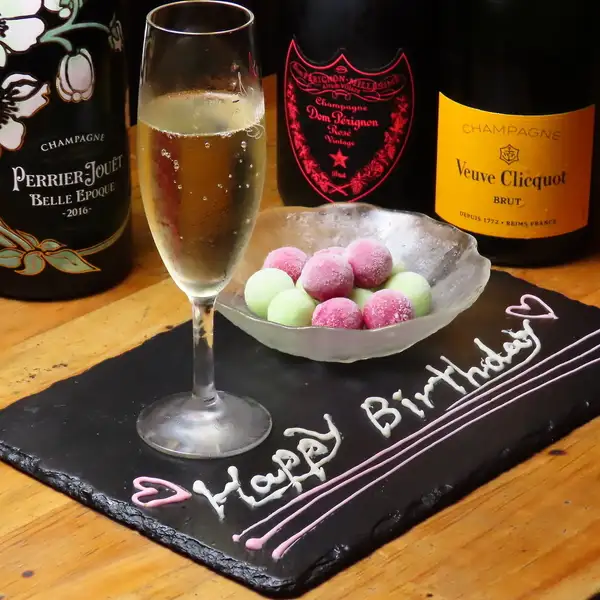 女子会・誕生日等でサプライズデザートプレート☆彡