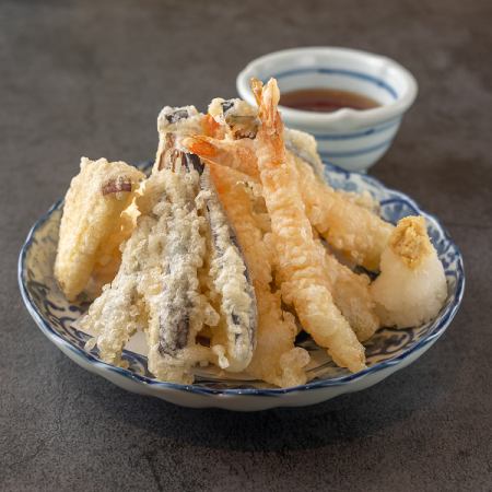本日の天ぷら盛り合わせ