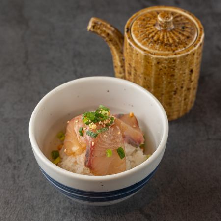 づけ魚茶漬け