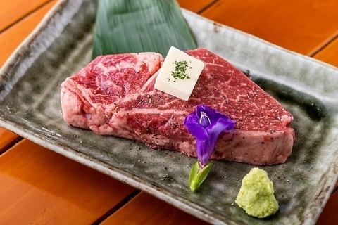 A4ランクの黒毛和牛を扱っており、肉質に自信があります◎