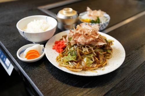 焼きそば定食