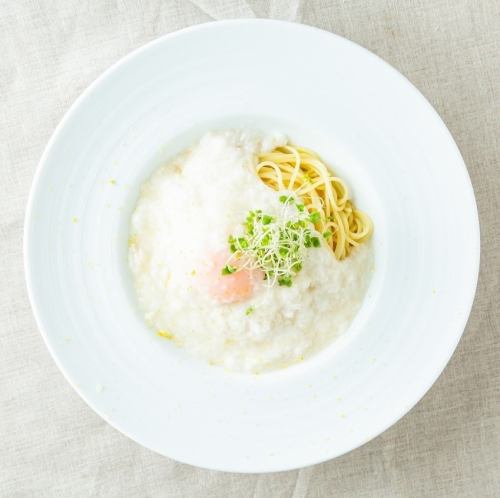 Pasta with Japanese-style grated yam soup