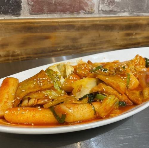 炒年糕 / [热门] 鸡蛋炒饭 / 拉博基 / 铁板炒饭 (带骨)