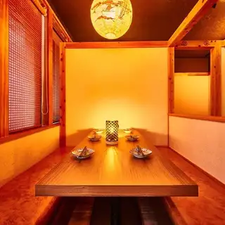 We offer a wide variety of spacious, private rooms, and our all-you-can-drink banquet courses are available to suit your budget.Same-day reservations are welcome! Please feel free to contact us for reservations or to check seat availability.