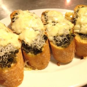 Whitebait cheese baguette