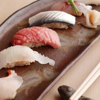 【陽（ひなた）コース】先付け、刺身、焼物、江戸前鮨11貫、水菓子