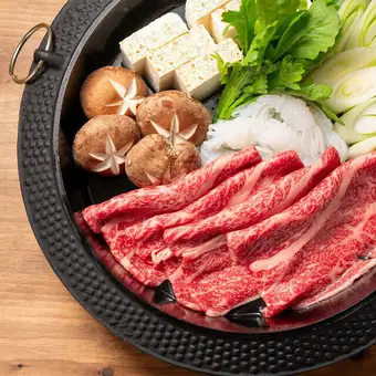 【3時間飲み放題付き／10品】黒潮豪華A5和牛すき焼き『金潮-Kinshio-コース』⇒8,000円（税込）