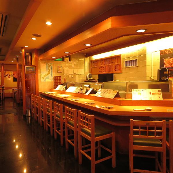 You can enjoy it alone! Savor high-quality sushi at the special seats of the counter, which is made using the skills of craftsmen that have been polished for many years.