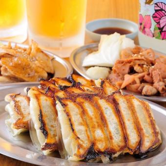 For two people only! Chao's Gyoza Introductory Course with two hours of all-you-can-drink