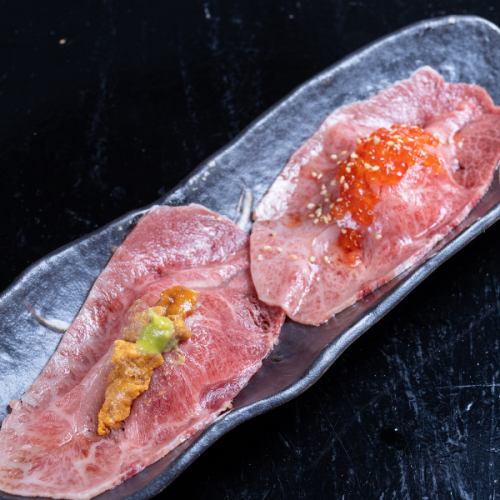 口のなかでとろける『にく寿司』♪うに・いくら乗せ