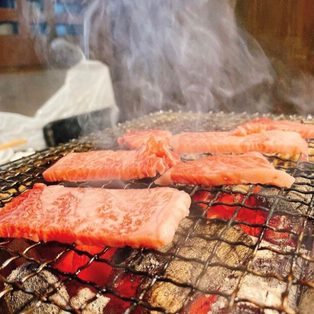 夜景の見えるお席☆焼肉はやっぱり炭火が美味い！