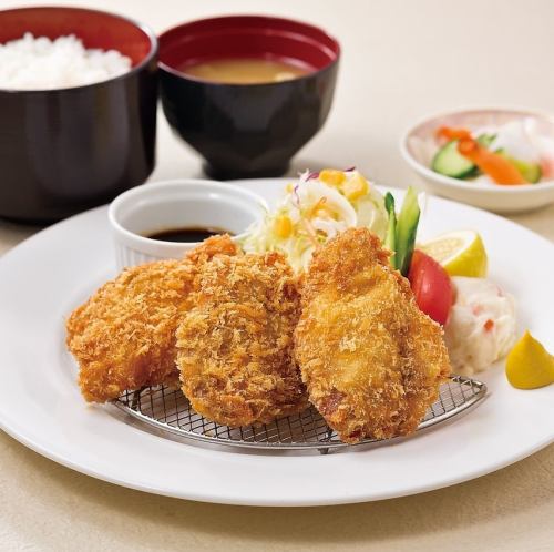 坂東もち豚のヒレカツ定食