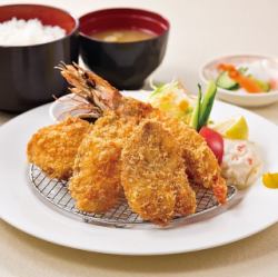 ミックスフライ定食