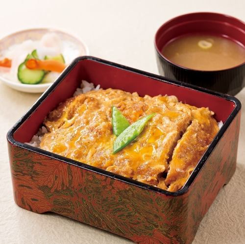 坂東もち豚のカツ重