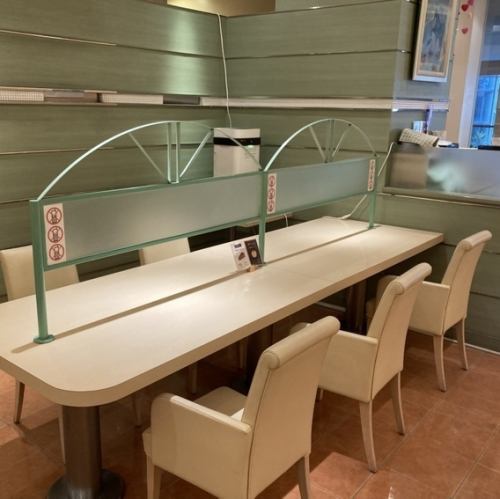 ◆店内ひろびろ！席数も豊富でごゆっくりできます◆