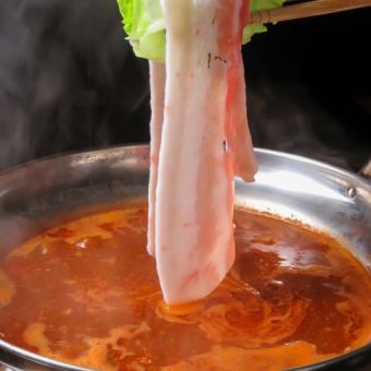 [火锅套餐] ◆当日OK ◆美味的辣味噌生菜涮锅!120分钟无限畅饮，包括烤当地鸡肉和稀有的炭烤鸡肉