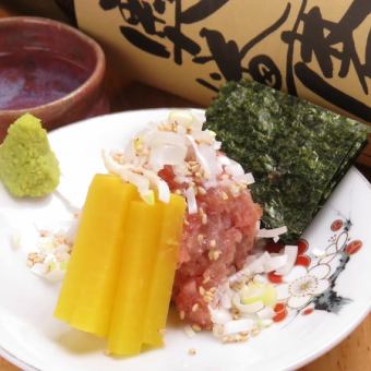 トロたくつまみ/牛の生ハム/牡蠣のオイル漬け