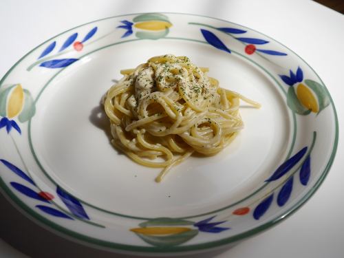 Fresh pasta with gorgonzola sauce