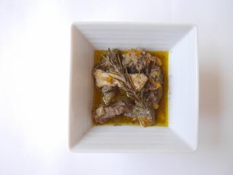 Italian-style Bizen black beef offal stew