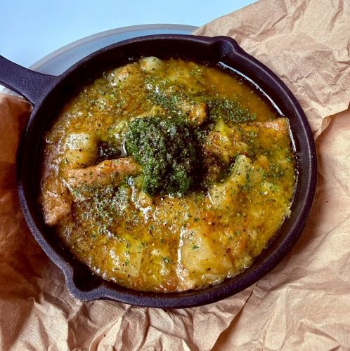 冬野菜と備前黒牛ホルモン煮込み