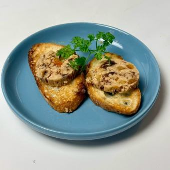 自家製苺バターとバケット