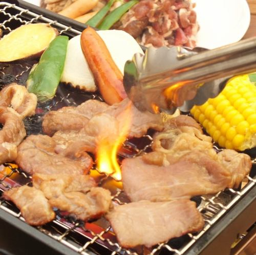 鉄板BBQで雰囲気抜群◎
