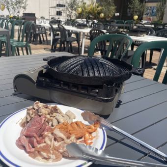 【4・5・6・9월 토일요일 공휴일 12시-16시 입점 한정!】120분 BBQ&뷔페 뷔페 3500엔(부가세 포함)