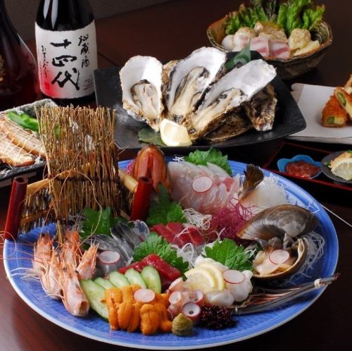 産地直送!とれたて生牡蠣 など魚介が盛りだくさん