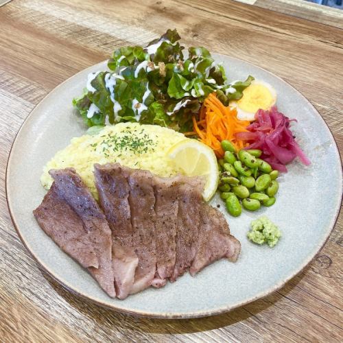 【柔らかな肉質がたまらない♪】黒毛和牛サーロインステーキプレート