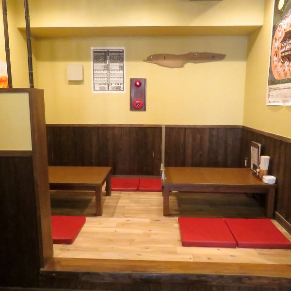 【最大10名様迄OK！お寛ぎ頂ける座敷席】中小宴会のシーンでもご利用頂けます♪喫煙可能です。