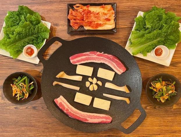 飛騨旨豚サムギョプサルコース