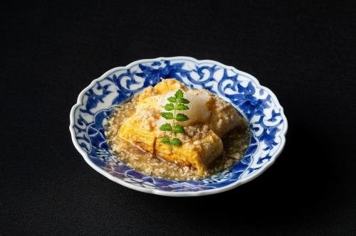 お出汁で炊いた玉子焼き