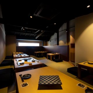 The 2nd floor is a Japanese-style room where you can take off your shoes.Please enjoy a relaxing meal.