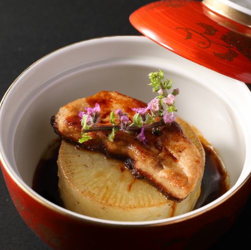 Revival foie gras radish