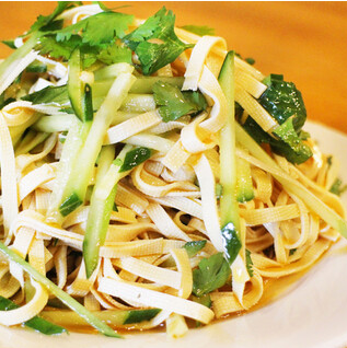 マーラー刀削麺★★