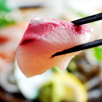 [僅限平日]著名的厚生魚片拼盤和新鮮的海膽烤飯糰...2小時無限暢飲“祭套餐”3500日元