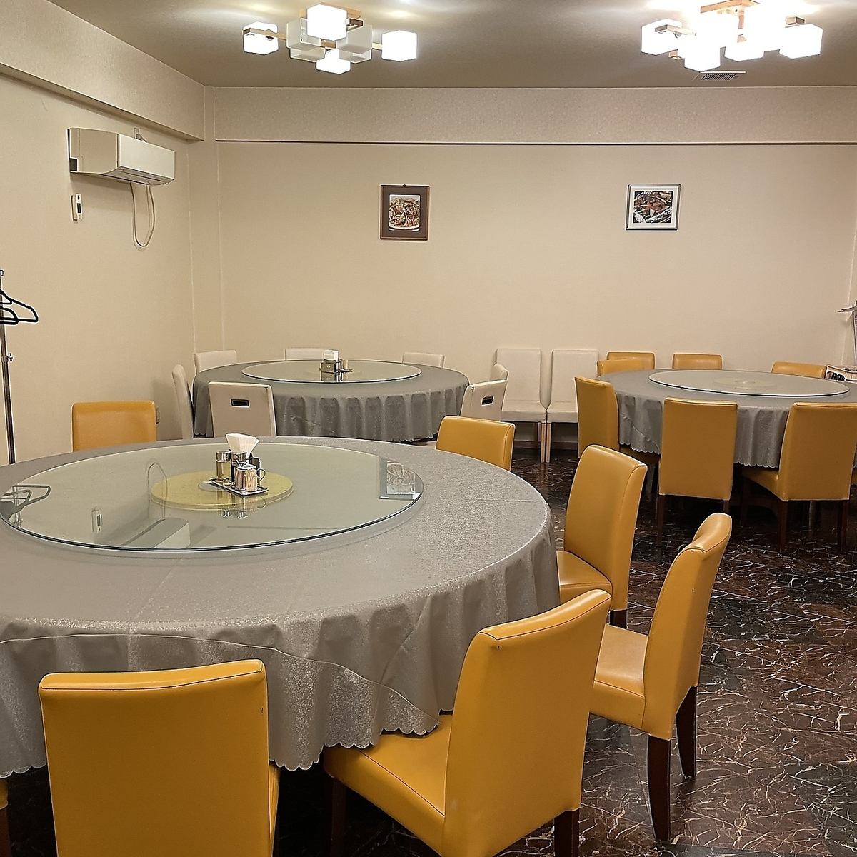 100席と広い店内です♪2階を貸切でご用意することも可能です。