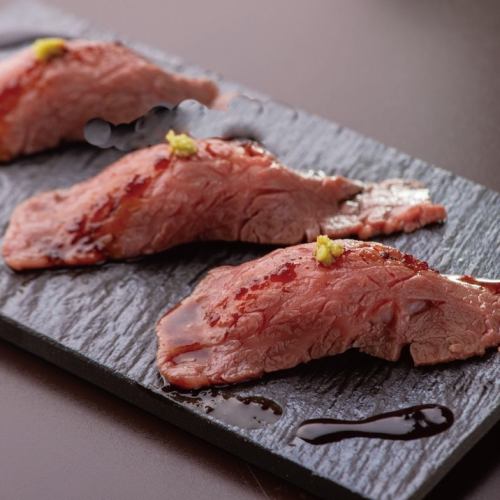 肉寿司　-赤身-　2貫