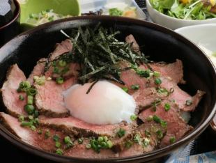 ローストビーフ丼定食