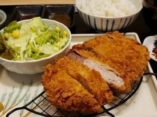 熟成ロースとんかつ定食