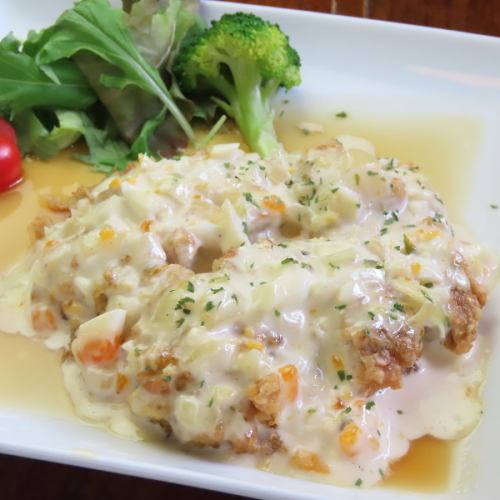 Ji-Ji 特製宮崎風チキン南蛮 (手作りタルタルソース)