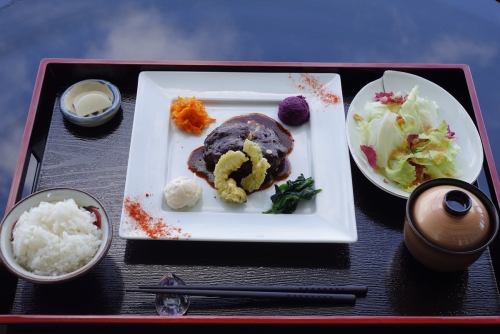 和牛ハンバーグ