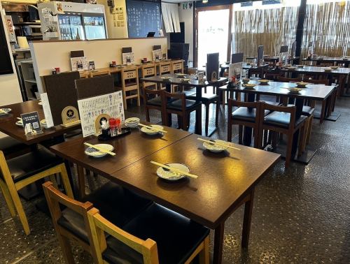 <p>団体様のご宴会や歓送迎会などにもご利用頂く事が可能です。もちろんお勤め先でのご宴会やプライベートでの飲み会などにも幅広くご利用いただいております♪</p>