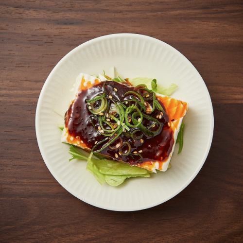 Cold tofu with spicy sauce