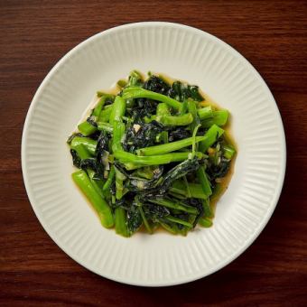 Stir-fried water spinach