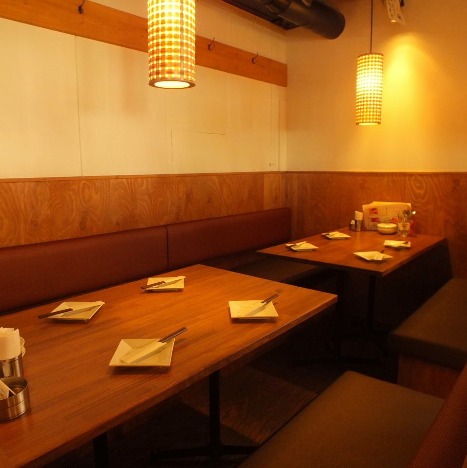 Popular for various banquets and after-parties. Please contact us for private parties!